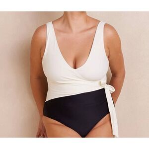 Summersalt The Perfect Wrap One-Piece in  Sea Urchin & White Sand sz 10